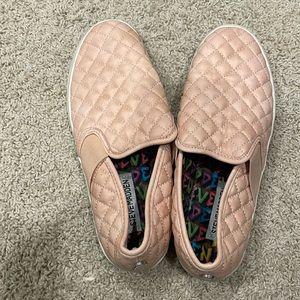 Steve Madden pink slip on sneakers